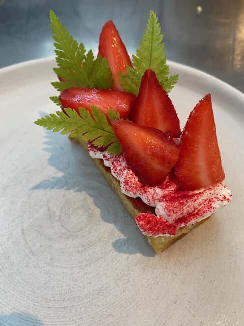 Ragusa: Sunday Brunch with Sparkling Welcome Drink - A Detailed Look at the Experience