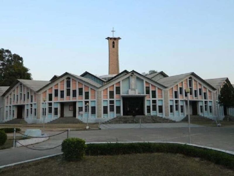 Raigarh: Half-Day City Tour with Fort and Temple Visit - Good To Know