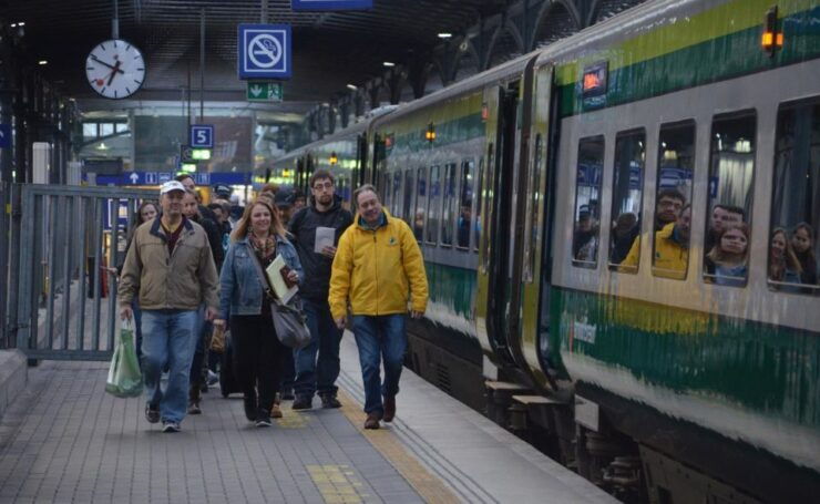 Rail Tour: The Cliffs of Moher & Bunratty Castle Tour - Activity Details