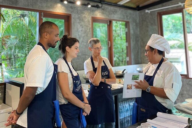 Railay Authentic Thai Cooking Class with Local Chef in Krabi - The Sum Up