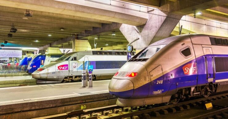 Railway or Bus Station: Private Transfer in Paris - Booking Information