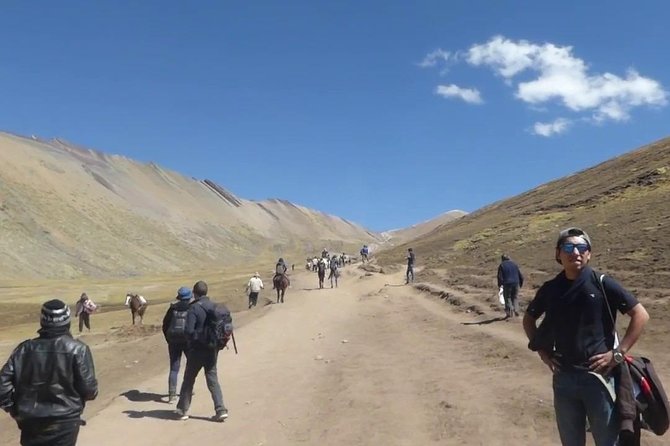 Rainbow Mountain - Group Service - Meeting and Pickup Details