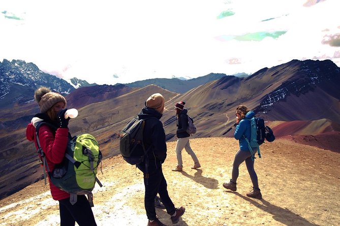 Rainbow Mountain Hike: 1 FULL DAY - Packing List