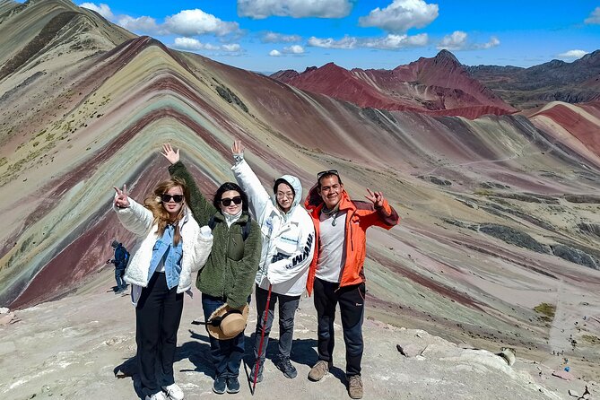 Rainbow Mountain / Rainbow Mountain - Things to See and Do at Rainbow Mountain