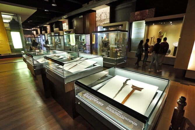 Rainforest-Cascading Waterfall & Batu Cave (Private Tour) - The Sum Up