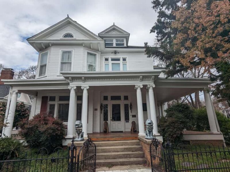 Raleigh: Oakwood and N. Blount Architecture & History Tour - FAQs