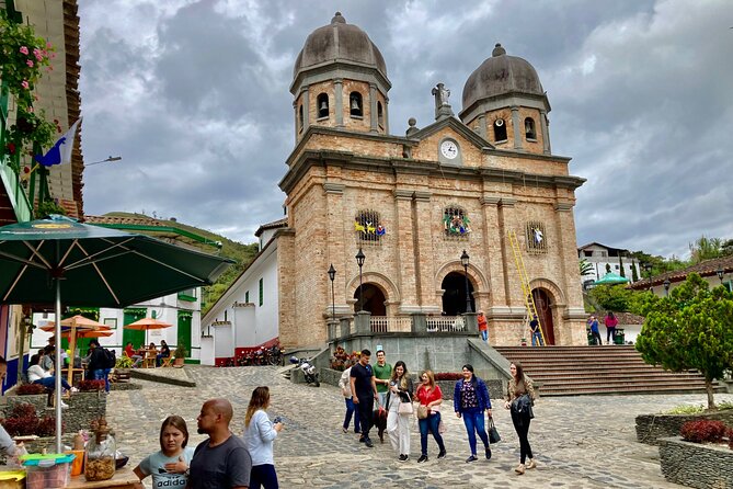 Rally Tour Little Town - Meeting and Pickup Details