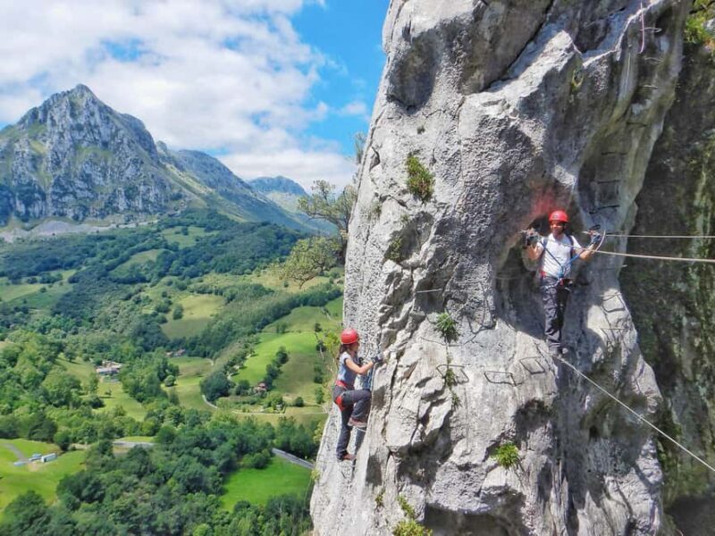 RAMALES DE LA VICTORIA, CANTABRIA: VIA FERRATA OF CALIZ, INITIATION - An Overview of the Via Ferrata Experience in Cantabria