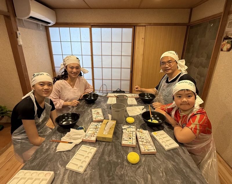 Ramen Cooking, Bowl Painting & Broth Making Workshop in Kyoto - What your keepsake involves