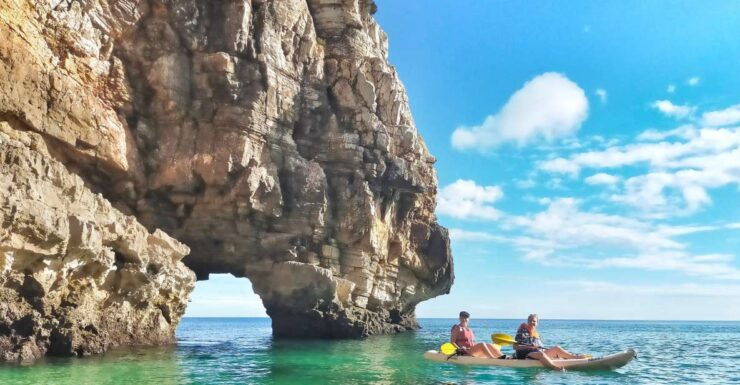 Raposeira: Guided Kayak Tour and Praia Da Ingrina Caves - Tour Details