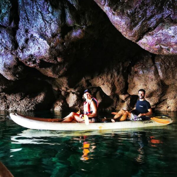 Raposeira: Guided Kayak Tour and Praia Da Ingrina Caves - Frequently Asked Questions