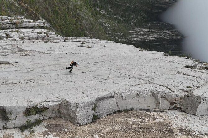 Rappels in Pico Licos with certified guides - Good To Know