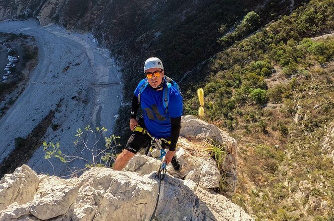 Rappels in Pico Licos with certified guides - Who Should Consider This Tour?