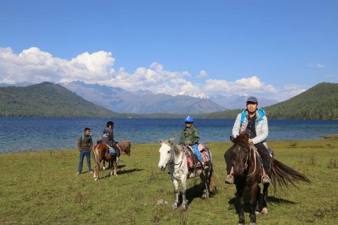 Rara Lake Trek - Hike to the Largest Lake in Nepal - Wildlife and Nature
