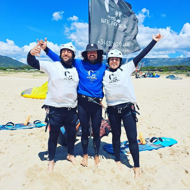 Rate: Kitesurf Course - Instructor Qualifications and Safety