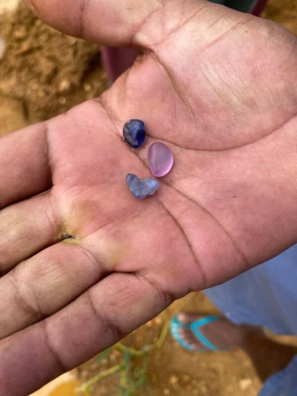 Rathnapura: Gem Mine Tour with Workshop Visit 3 PAX - Exploring the Details of the Rathnapura Gem Mine Tour