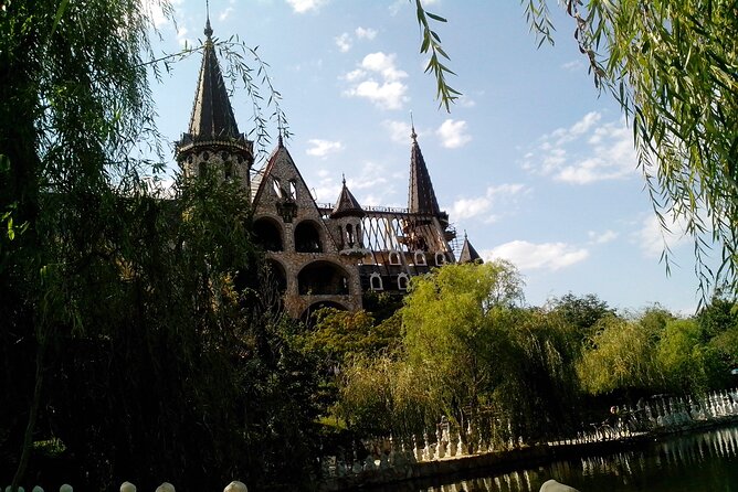 Ravadinovo Castle Unseen - Must-See Attractions Inside