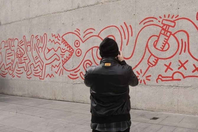 Raval Street Art and Graffiti Guided Tour in Barcelona - Meeting Point and Cancellation Policy