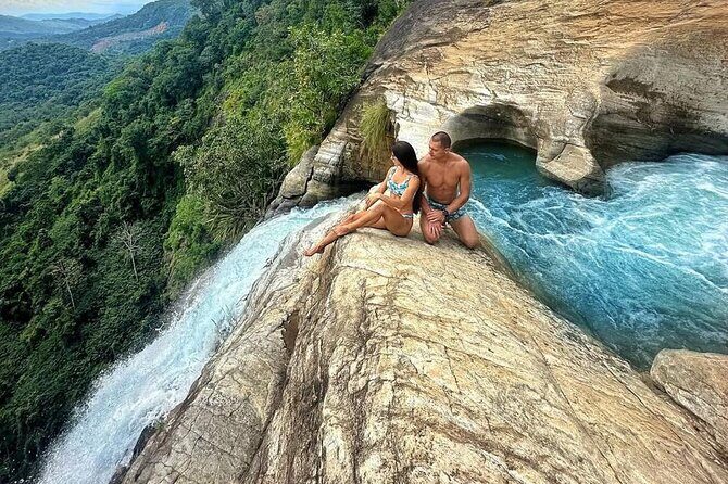 Ravana and Diyaluma Falls Tour with Natural Pool and Local Lunch - Experience the Ravana and Diyaluma Falls Tour with Natural Pool and Local Lunch