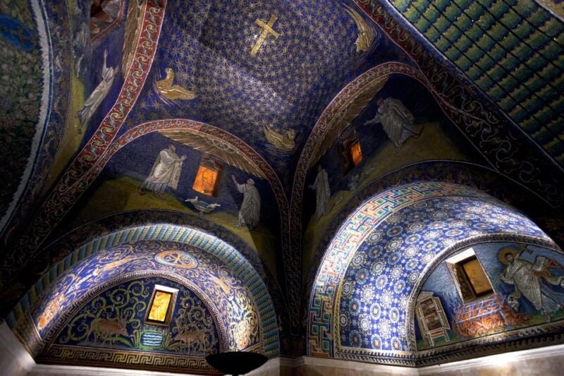 Ravenna: Private UNESCO mosaics Guided Walking Tour - Exploring Ravenna’s Architectural Wonders