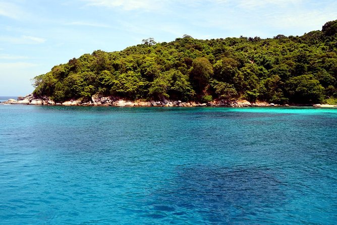 Raya & Coral Islands Parasailing Tour by Speed Boat With Lunch - Common Questions