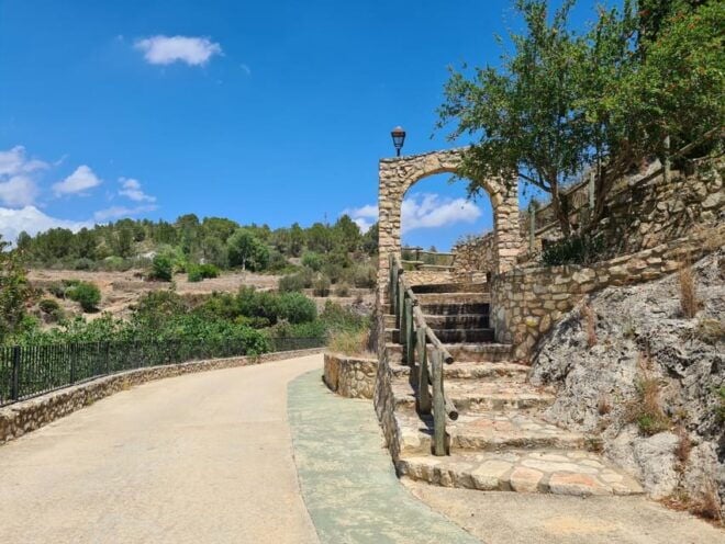 Ready for a Challenge? Seven Waterfalls in Anna, Valencia - Getting to Anna