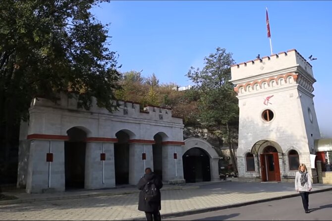 Real Dracula Princely Court and Real Draculas Fortress - Private Tour - Good To Know