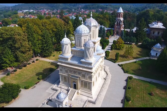 Real Dracula Princely Court and Real Draculas Fortress - Private Tour - Location Details