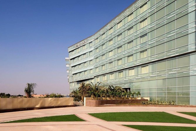 Real Life Egypt - Private Transfer From Cairo Airport to Hotels - Exclusive and Comfortable Travel Experience