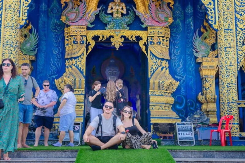 Red, Blue, White Temples & Hot Spring Trip from Chiang Mai - Insights from Reviews: Real Traveler Perspectives
