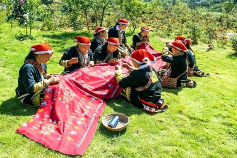 Red Dao Trek: Culture, Ancient Rose Garden & Ta Phin Village - Red Dao Trek: Culture, Ancient Rose Garden & Ta Phin Village – An Authentic Sapa Experience