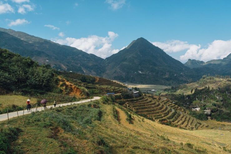 Red Dao Village Trek and Herbal Bath - Experience Highlights