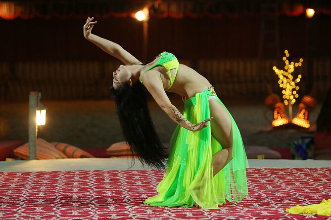 Red Dune Evening Desert Safari With Sandbashing and BBQ Dinner - Sandboarding for an Adventurous Experience