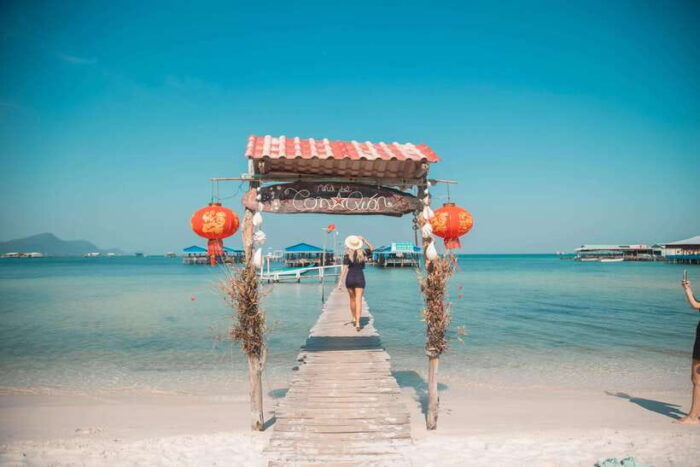 [Red River Tours] Sightseeing to the North in Phu Quoc - Exploring Silk Center