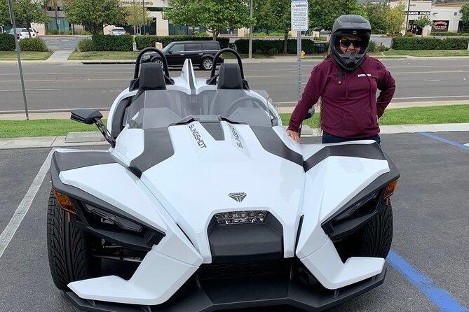 Red Rock Canyon Guided Automatic Slingshot Express Tour - Is the Slingshot a Motorcycle or a Car?