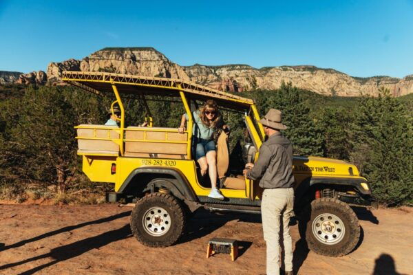 Red Rock West 2-Hour Jeep Tour From Sedona - Tour Schedule