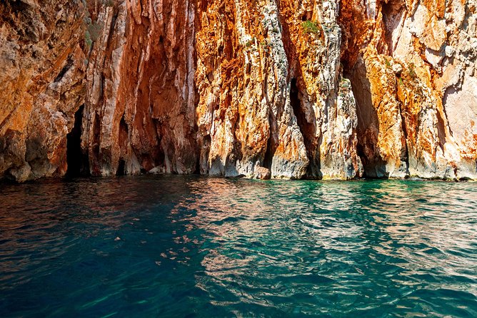 Red Rocks & Pakleni Islands Private Speed Boat Tour - Tour Details