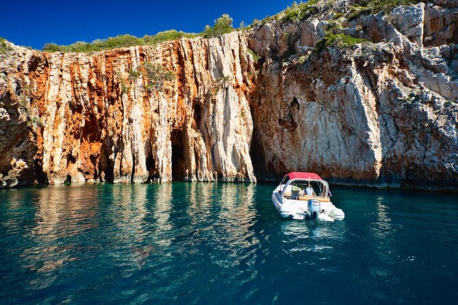 Red Rocks & Pakleni Islands Private Speed Boat Tour - What To Expect