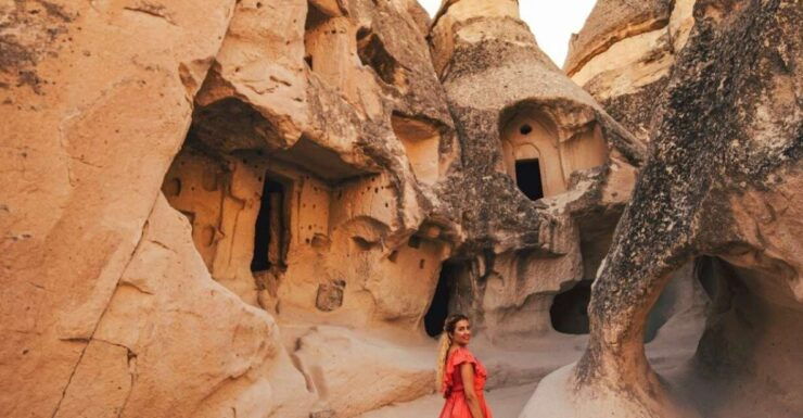 Red Tour in Cappadocia With Lunch - Experience and Itinerary Overview