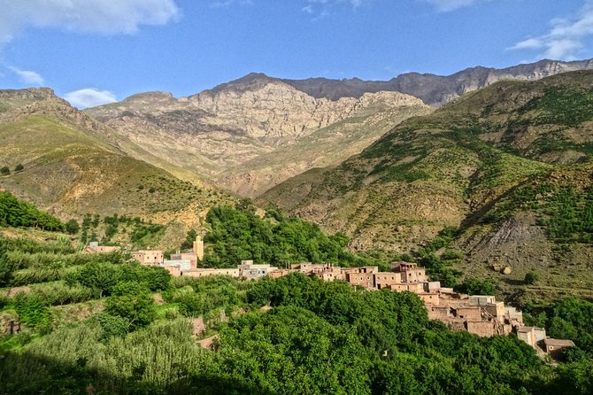 RED VALLEY( Azzaden ) 2 DAY TREK in Atlas Mountains - Itinerary Day 1