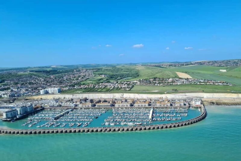 Redhill: 1-Hour South Coast Helicopter Tour for 3 People - The Sum Up