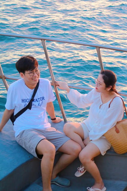 RedRiverTours - Enjoying Sunset & Night Squid Fishing - Exclusions From the Tour