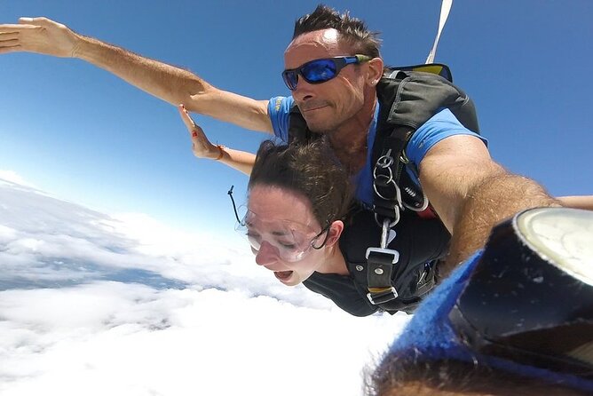 Reef and Rainforest Tandem Skydive in Cairns - Flexibility and Physical Requirements