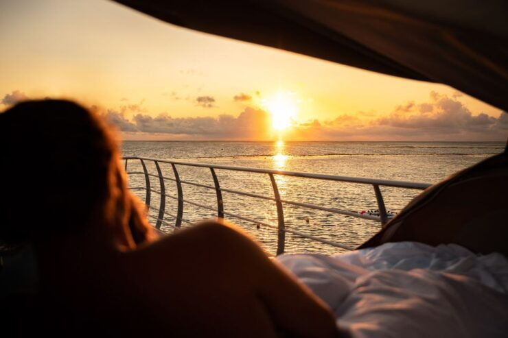 Reef Sleep: 2-Day Great Barrier Reef Pontoon & Gourmet Meals - Experience