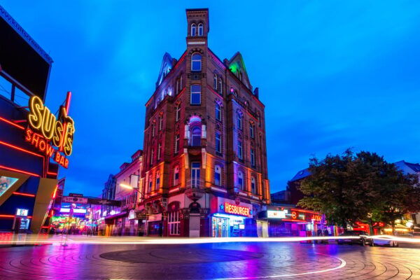 Reeperbahn: Reeperbahn Private - Booking and Cancellation Policy