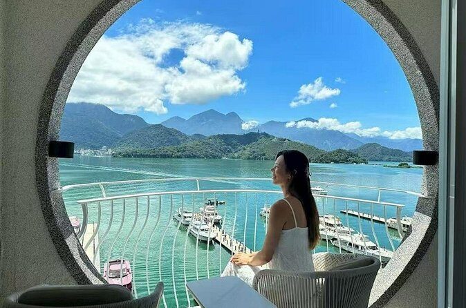 Reflections in Motion Sun Moon Lake Adventure - FAQ