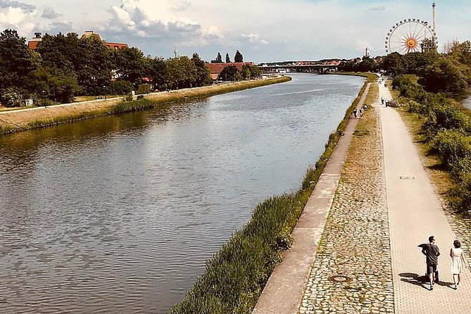 Regensburg - Classic Guided Tour - Meeting Point and Hotel Pickup Details