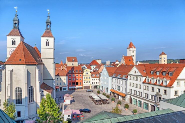 Regensburg: Express Walk With a Local in 60 Minutes - Activity Details