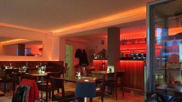 Regensburg: Italian Wines and Food Tasting at Caffè Rinaldi - Experience Highlights