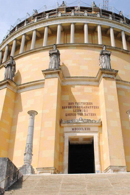Regensburg: Kelheim Liberation Hall and City Visit - Scenic Drive to Kelheim